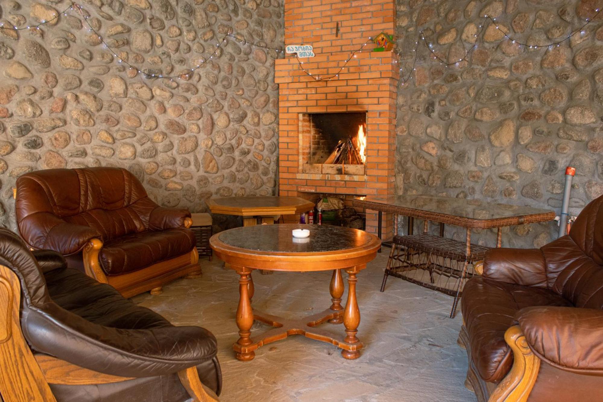 Guest House Oxygen Kazbegi Luaran gambar