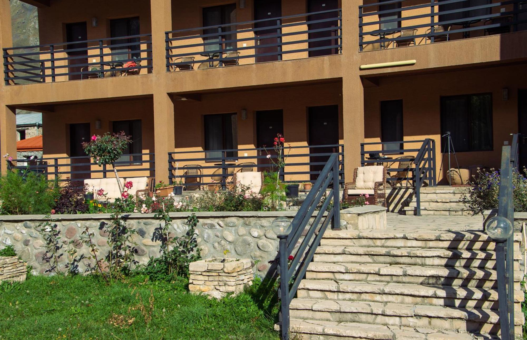 Guest House Oxygen Kazbegi Luaran gambar